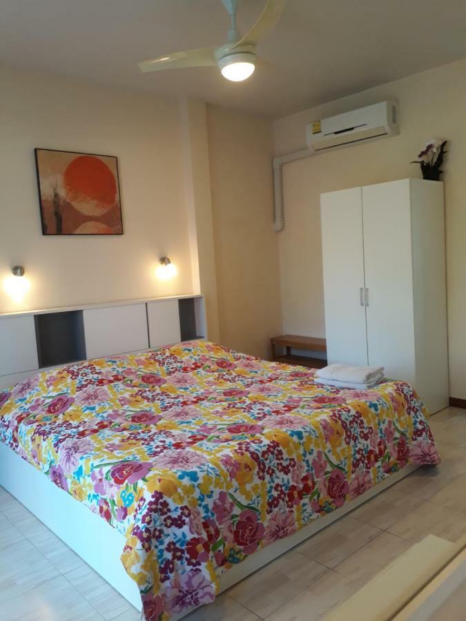 Belinda Home Ko Si Chang Eksteriør bilde